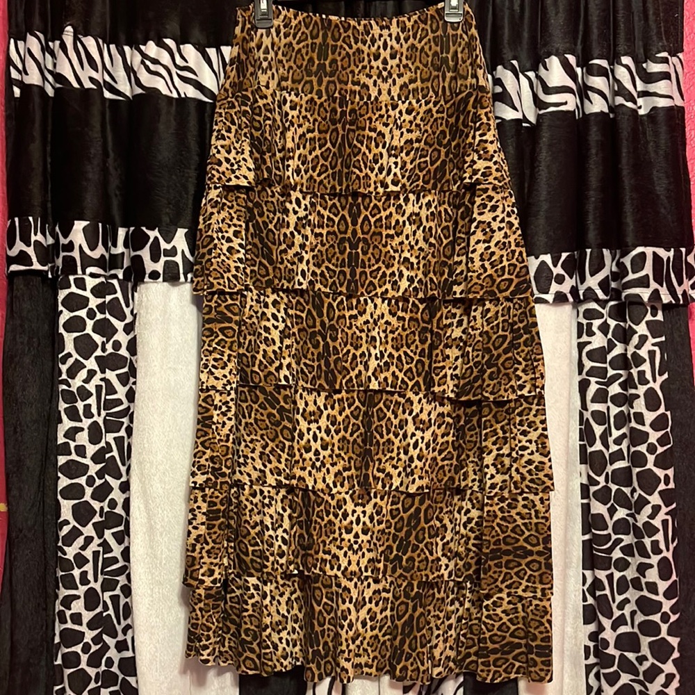 Nuggles Ruffle skirt
